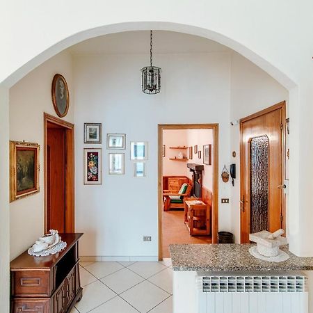 Grand Maison - Con 2 Ampie Camere Da Letto Como Exteriér fotografie
