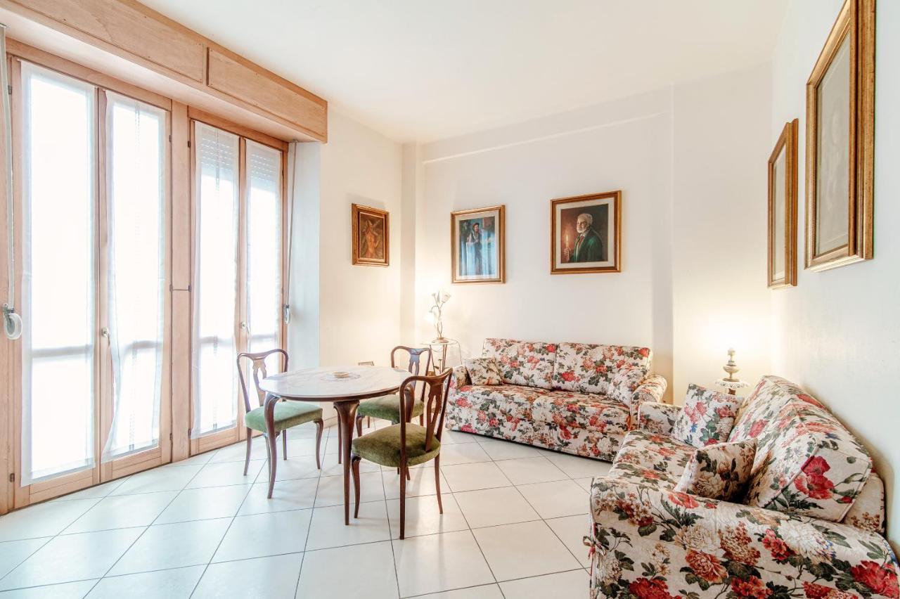 Grand Maison - Con 2 Ampie Camere Da Letto Como Exteriér fotografie