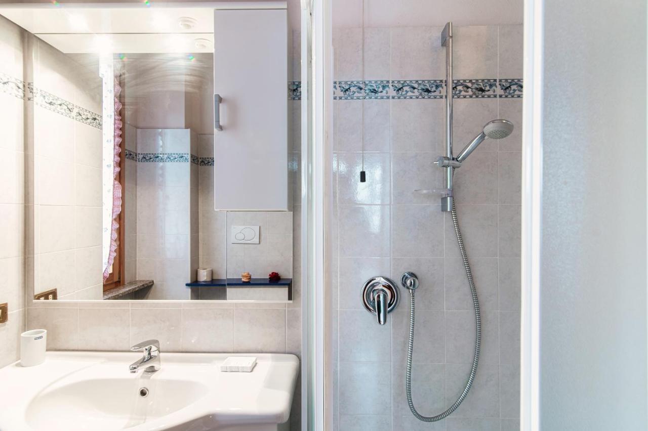 Grand Maison - Con 2 Ampie Camere Da Letto Como Exteriér fotografie
